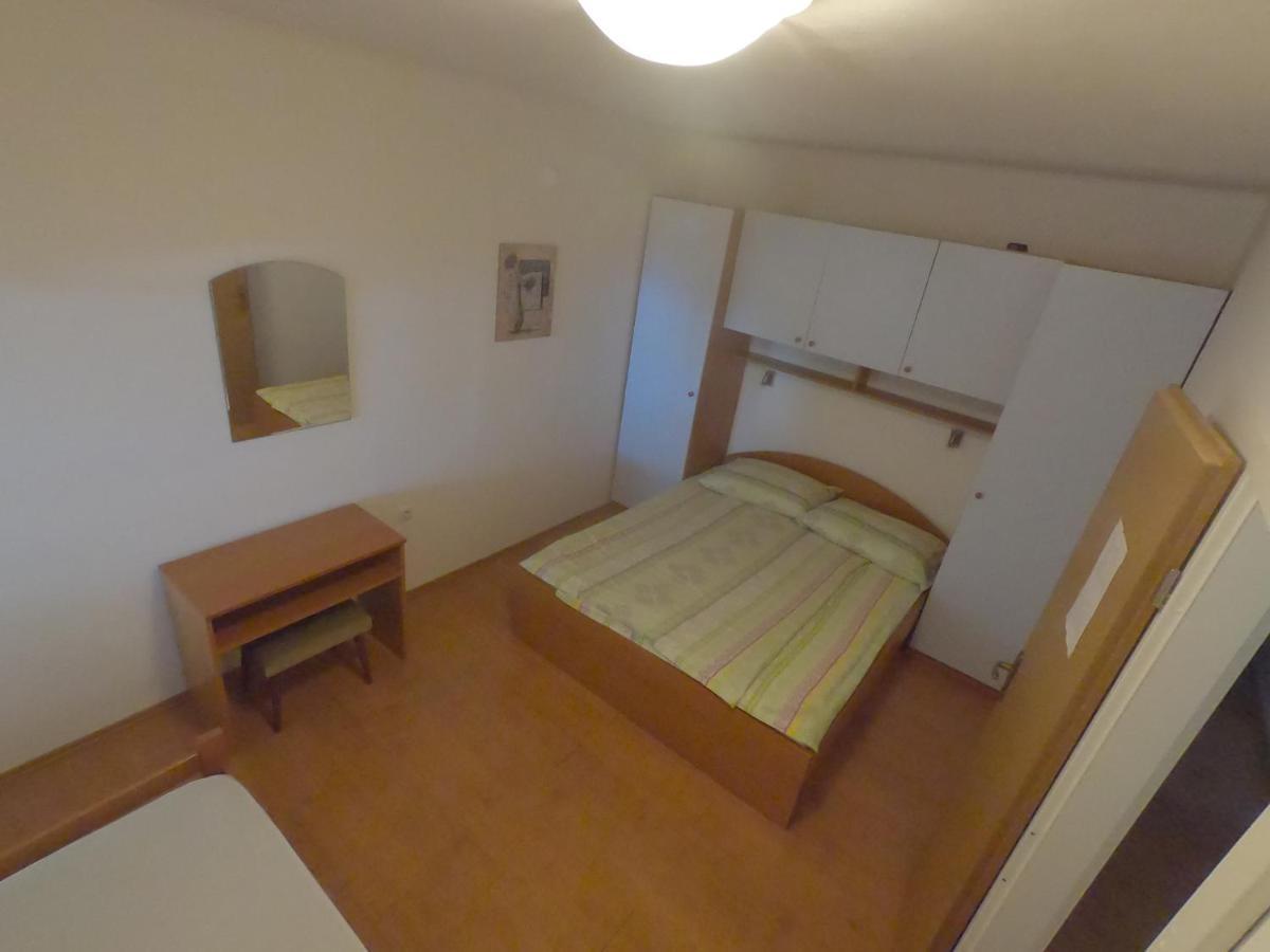 Apartments With A Parking Space Makarska - 6696 Luaran gambar