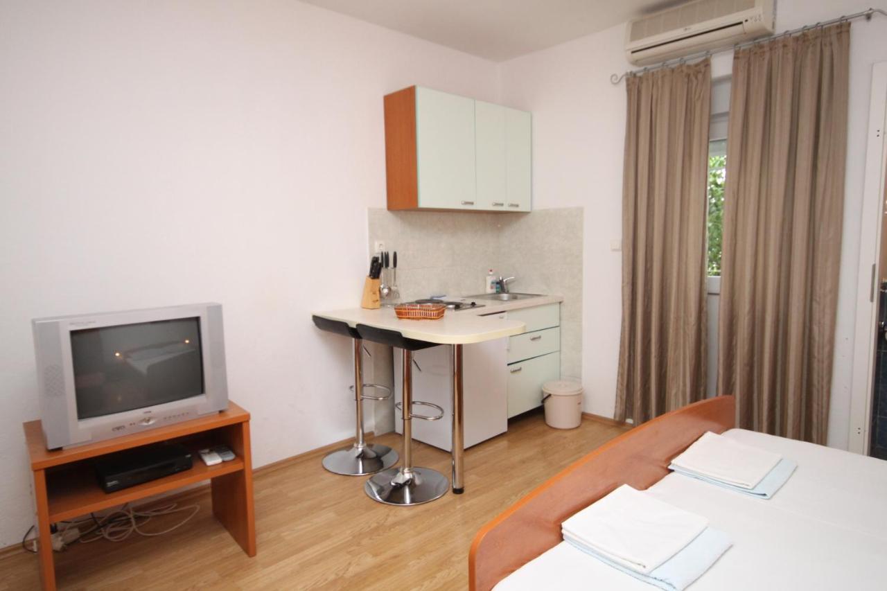 Apartments With A Parking Space Makarska - 6696 Luaran gambar