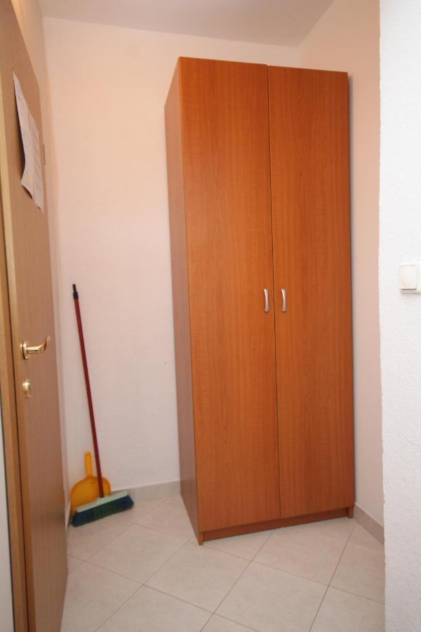 Apartments With A Parking Space Makarska - 6696 Luaran gambar